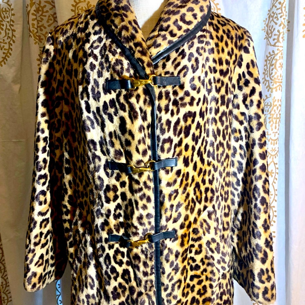 1950’s Vintage Bobbie Brooks Ski Leopard print coat